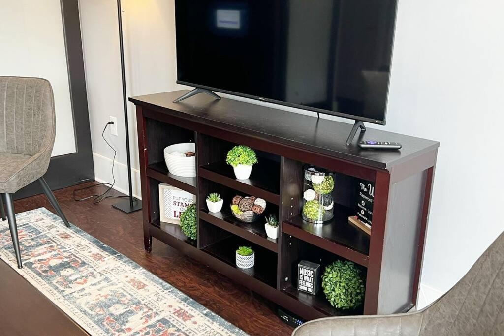 In Plaza Midwood- Fast Wifi-king Bed Appartement Charlotte